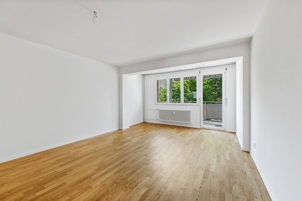 Zeitgemässe 1 Zimmer-Wohnung in Zentrumsnähe von Niederuzwil - Photo 1
