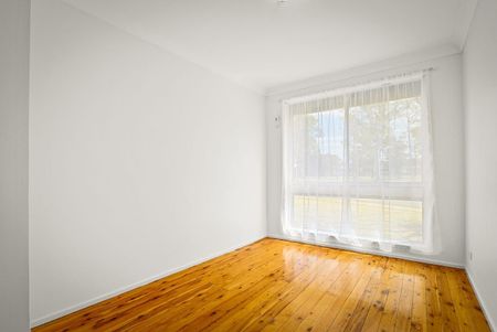 SPACIOUS & COMFORT LIVING! - Photo 5