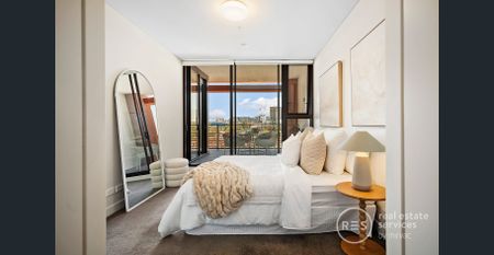 North-East Facing 3 Bedroom Apartment with Parking in Green Square, Zetland - Photo 2