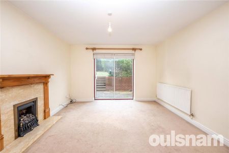 3 bedroom end of terrace house to rent - Photo 2