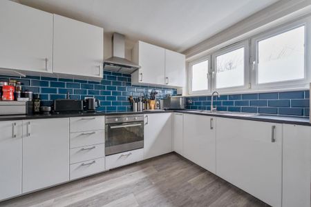 2 bedroom maisonette to rent - Photo 4