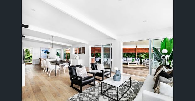 Private Garden Escape in the Heart of Beacon Hill - Photo 1