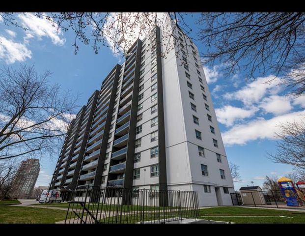 3434 Eglinton Avenue, East | 3434 Eglinton Avenue East, Toronto - Photo 1