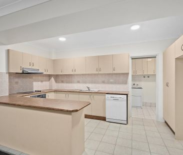 Stylish & Conveniently Located Apartment - Photo 1