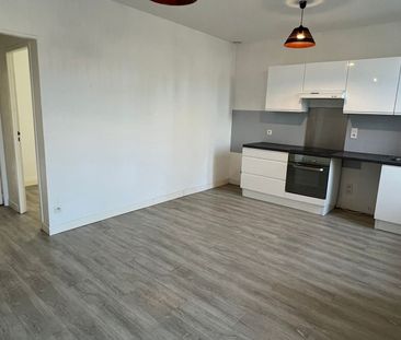 Appartement à louer 2 pièces • Tournon-sur-Rhône - Photo 4