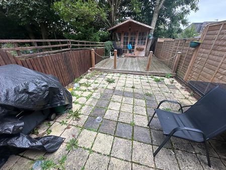 2 bedroom terraced house to rent - Photo 5