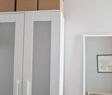 Room in a shared 7-bedroom apartment for rent in El Botánic - Photo 6