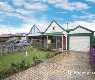 Low Maintenance in Great location - Photo 1