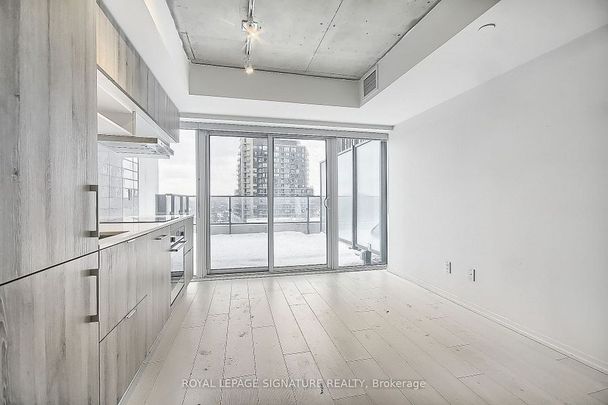 For Lease - 5 Soudan Avenue Unit# 816, Toronto, Ontario - Photo 1