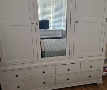 Room in a Shared House, Zermatt Road, CR7 - Photo 4