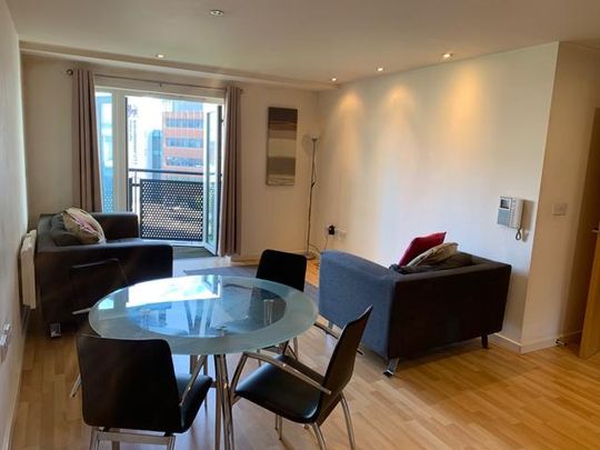 2 bedroom apartment to rent - Photo 1
