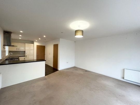 Kings Close, Bournmouth - Photo 1