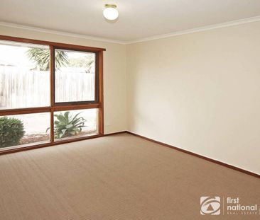 Well-Presented 3-Bedroom Home in a Convenient Location - Photo 4