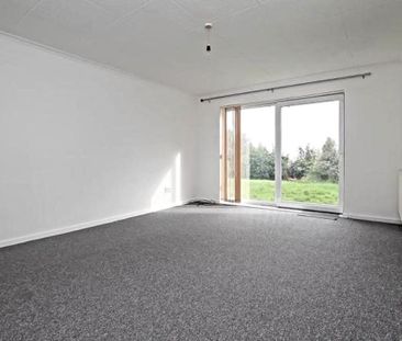 2 bedroom maisonette to rent - Photo 3