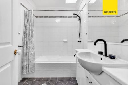 Spacious Home Surrounded by Serene Greenery - Photo 4