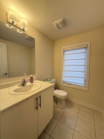 For Lease - 3097 Meadowridge Drive, Oakville, Ontario - Photo 2