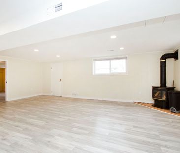 For Lease - 297 Admiral Street, Oshawa, Ontario - Photo 6
