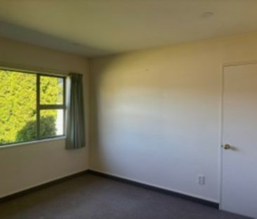 WELCOMING FAMILY HOME - Photo 5