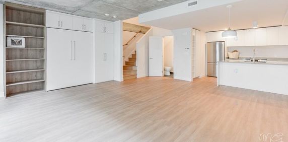 Magnifique maison de ville 4 1/2 - Photo 2