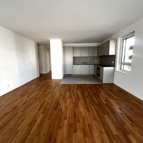 Magnifique appartement de 2,5 pièces situé au 2 étage, offrant un spacieux balcon ( D204 ) - Foto 1