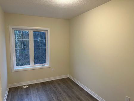 For Lease - 185 Bedrock Drive Unit# 45, Hamilton, Ontario - Photo 4