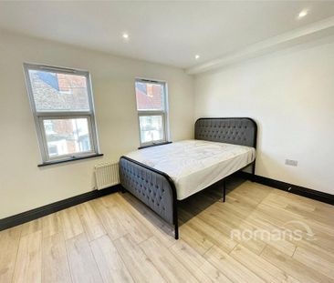 1 bedroom in a house share to rent - Photo 4