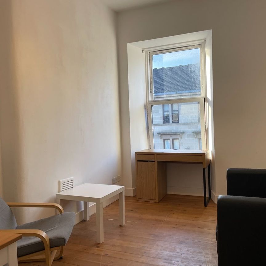 2 Bed Flat, Dumbarton Road, G11 - Photo 1