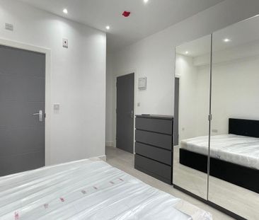 1 bedroom house of multiple occupation to rent - Photo 2