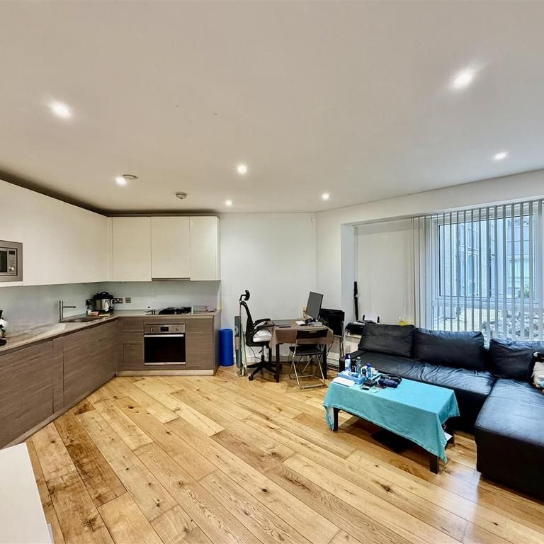 1 bedroom apartment to rent - Photo 1