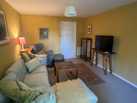 2 bedroom end of terrace house to rent - Photo 2