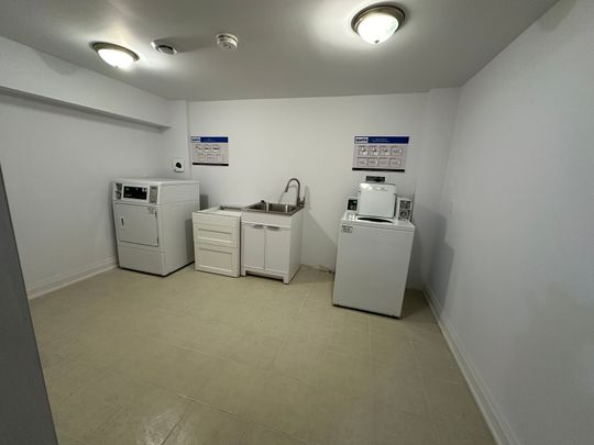 For Lease - 837 King Street Unit# 204, Hamilton, Ontario - Photo 1