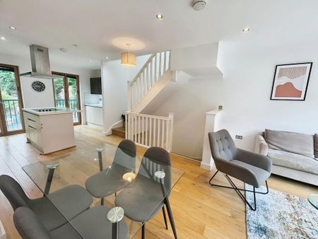 3 bedroom townhouse to rent - Photo 2