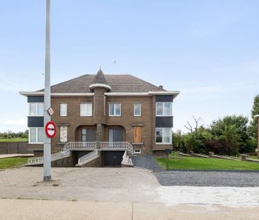 GERENOVEERDE GEZINSWONING MET 3 SLKS IN SINT-TRUIDEN - Photo 6
