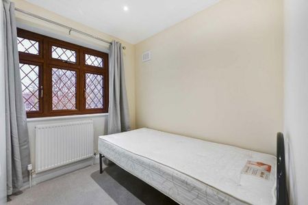 4 bedroom house to rent - Photo 2