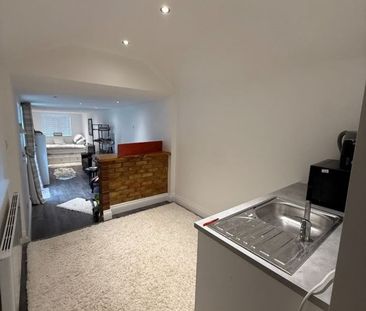 Studio Flat, Maycross Avenue, SM4 - Photo 4