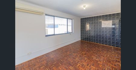 Comfort and Convenience in the Heart of Beenleigh - Photo 3