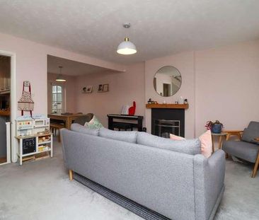 Russet Close, Market Harborough, LE16 - Photo 3