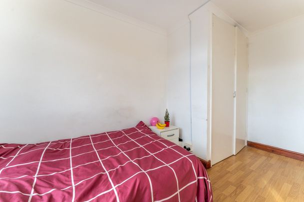 Room in a Shared Flat, Halyard House, E14 - Photo 1