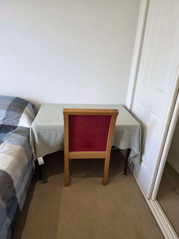 Altona Meadows - Photo 5