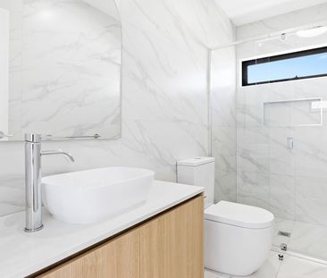 3 Bedroom Townhouse - Photo 5