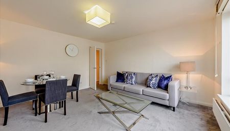 2 bedroom property to let - Photo 5