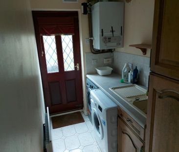 5 bedroom detached house to rent - Photo 6