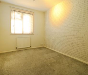 Off Langley Road - 2 bed Detached House... - Photo 1