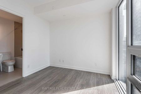 19 Western Battery Road #509 - Photo 4