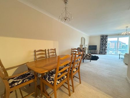 2 bedroom apartment to rent - Photo 4