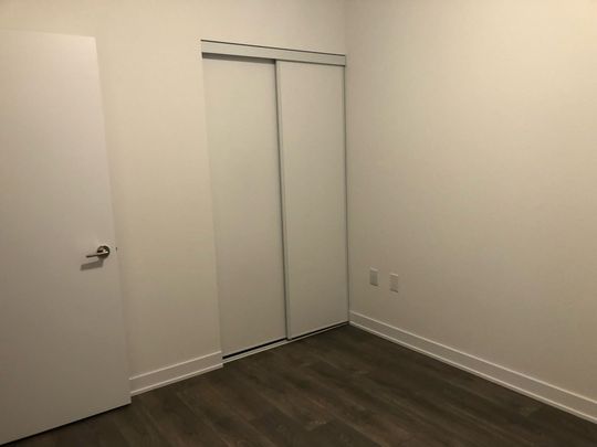 For Lease - 10 Honeycrisp Crescent Unit# 815, Vaughan, Ontario - Photo 1