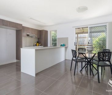 3 Bedroom Townhouse - Photo 6