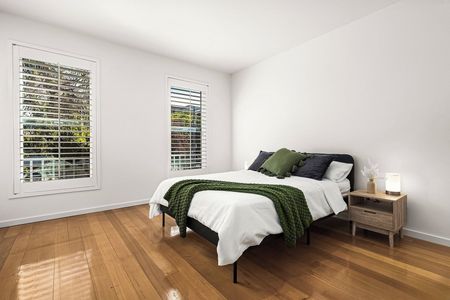 St Kilda House with Off Street Parking - Photo 3