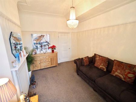 2 bedroom property to rent - Photo 2