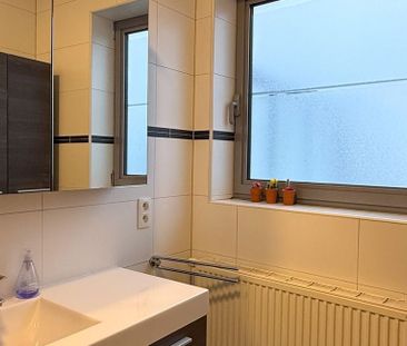Appartement te huur in Beveren-Waas voor € 800 met 1 slaapkamer - Foto 6